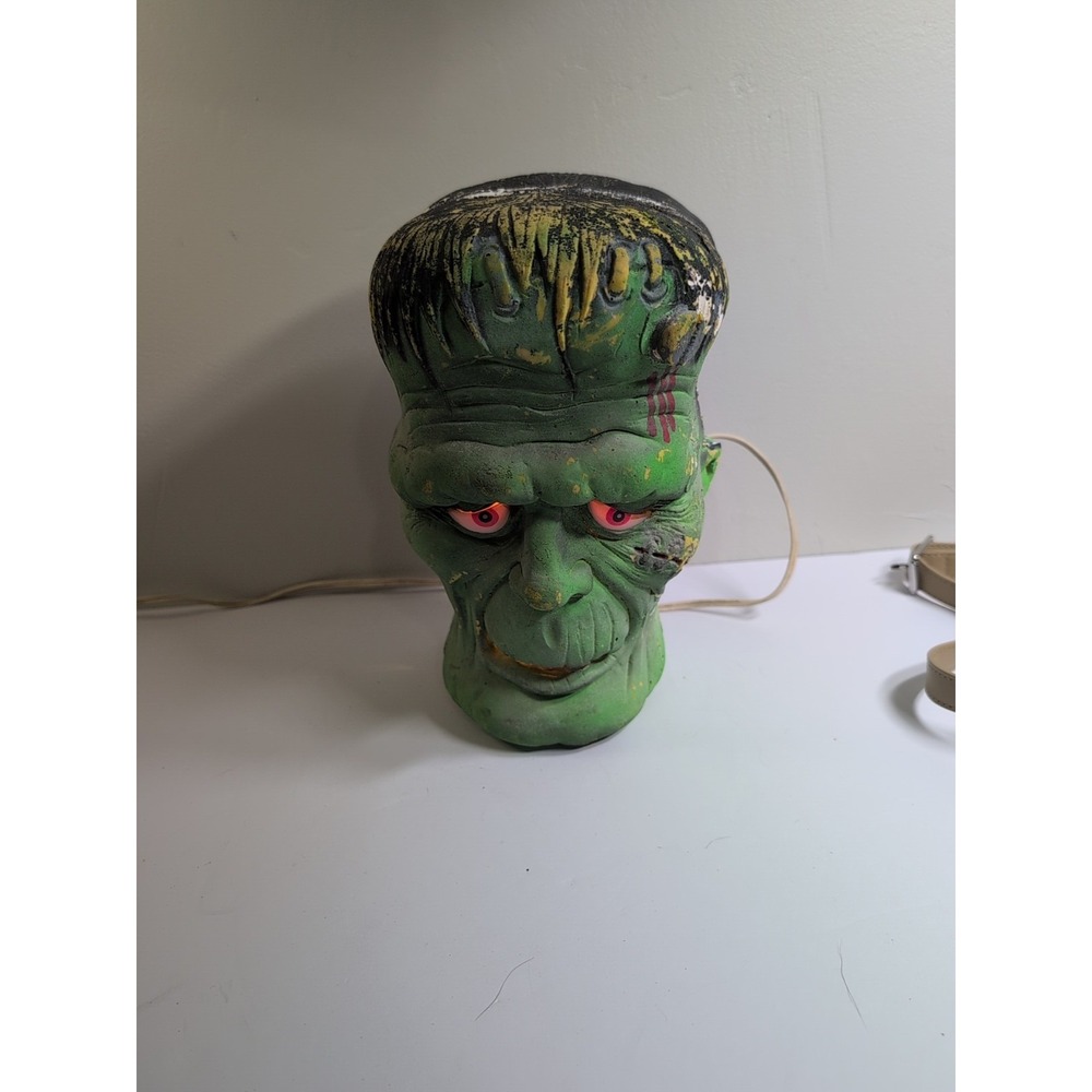 Vintage 1993 Trendmasters Frankenstein Head Light Halloween 10" Decoration